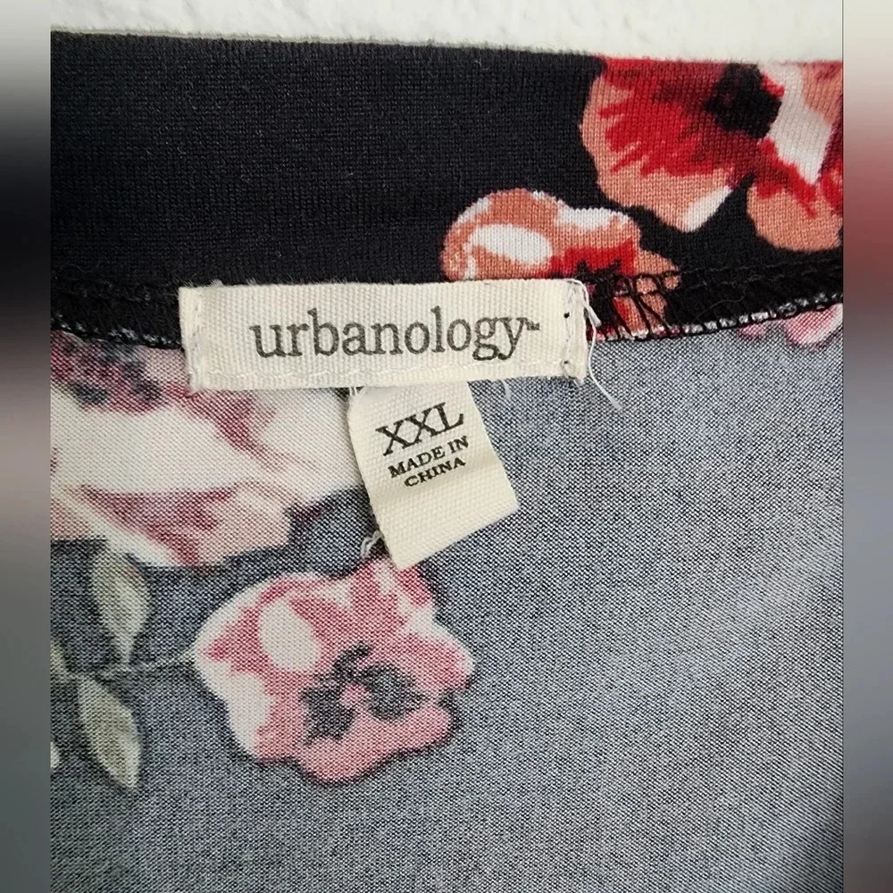 Urbanology Black Floral Dress 3/4 Sleeves V-neck 95% Polyester 5% Spandex. XXL - Picture 4 of 7
